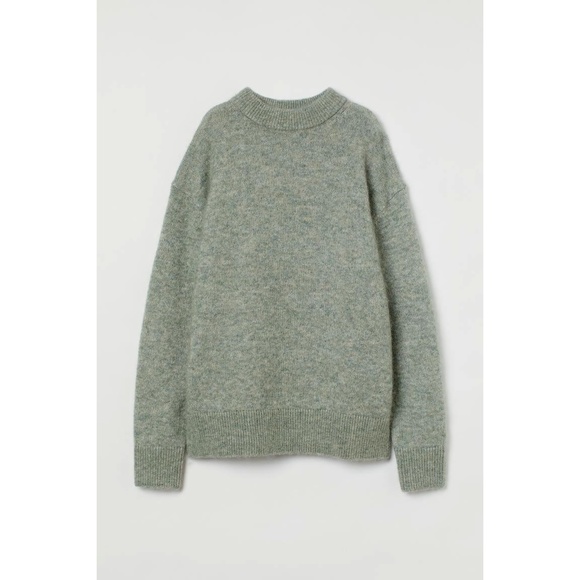 H&M Sweaters - H&M wool blend minimalist relaxed fit modern sweater